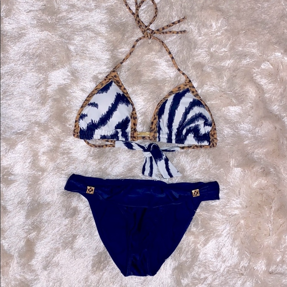 Vix two-piece swimsuit. Classic navy and white.